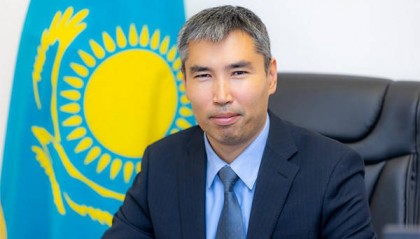 哈萨克斯坦官员：我们想成为连接中欧的走廊，但还有个瓶颈