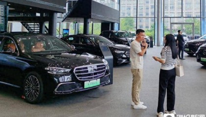 海量财经丨传统豪华车降价后销售效果显著，奔驰E成中大型车销冠