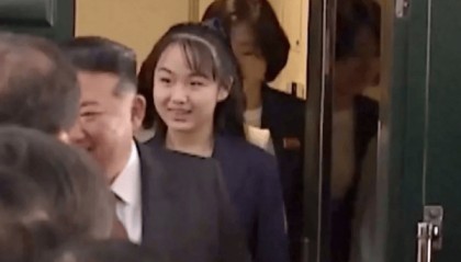 金正恩女儿首登国际舞台，引爆接班传闻！英国首相被架空，工党内斗成全武行…