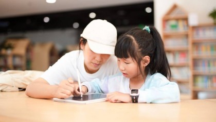 高管每月3万请陪读 监控孩子从小备战清北