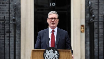 英首相与以总统激烈争吵后，决定承认巴勒斯坦国