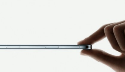 苹果iPhone Air在华首发遇冷，多数顾客只试不买，已暂停生产？