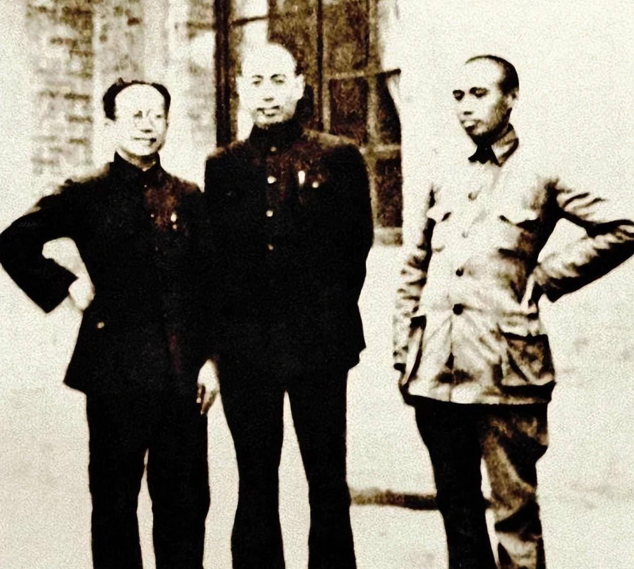 1978年，作为中央委员的孔石泉，没能参加十一届三中全会，咋回事