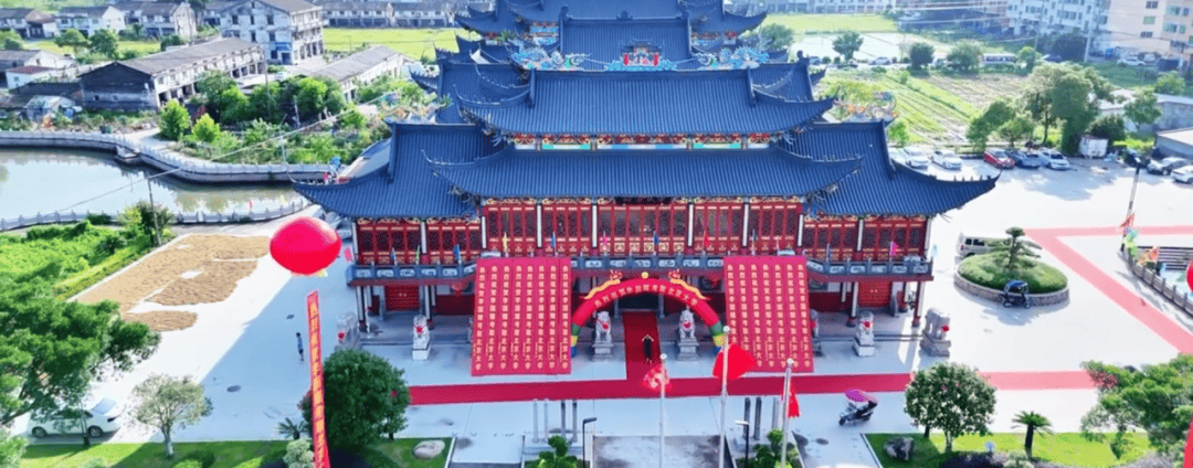 温州一李姓孩子考上北大，当地在李氏宗祠大办仪式，还“惊动了宗族长老”，当地回应