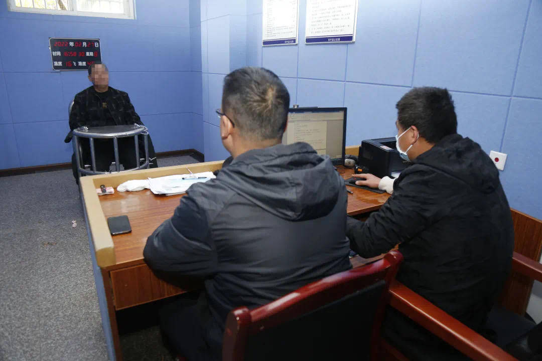 “男子强奸嫂嫂出狱后又刺死见义勇为者”案二审,择日宣判 警方曾披露抓捕过程等诸多细节