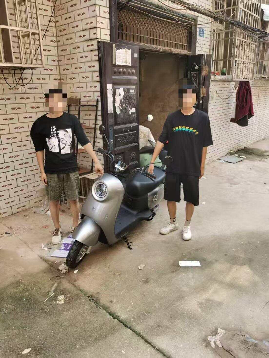 电瓶车被盗，报警人笔录还没做完，嫌疑人已被人赃并获