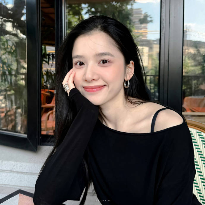 从“白幼瘦”到“气血感”，审美标准终于“健康”了？