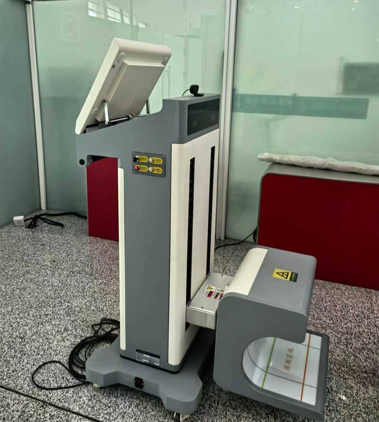 打石膏、戴假肢的旅客，在郑州机场过安检更便利了
