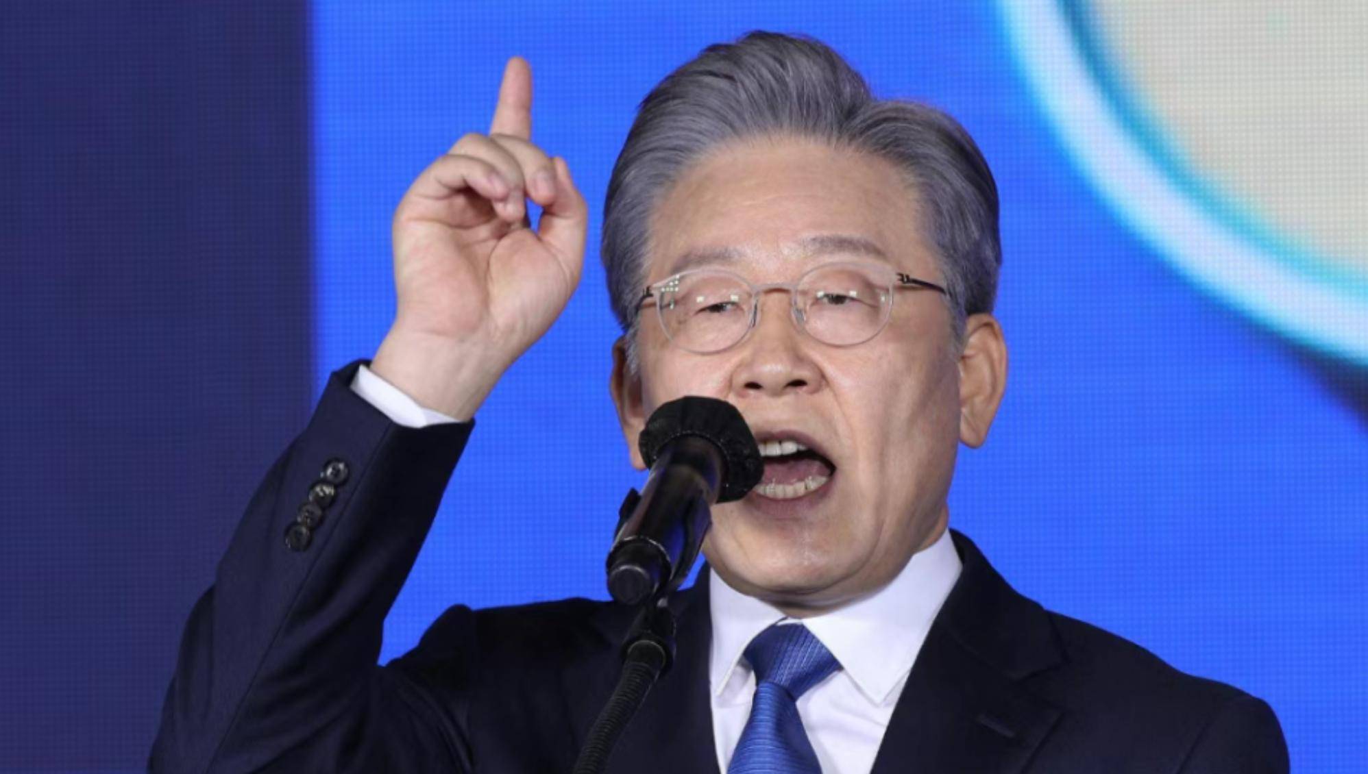 中方盛邀金正恩出席阅兵，李在明情绪激动，痛斥朝鲜“又穷又横”