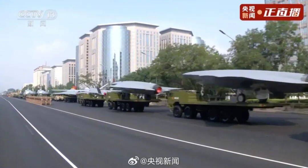 东风-61、巨浪-3、折叠翼预警机、歼-20S，画面披露！