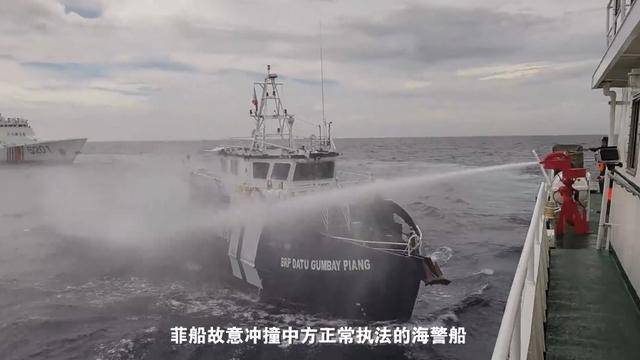 难怪菲律宾装沉默,船员耳朵被划伤,举白旗求我海警水炮别喷了