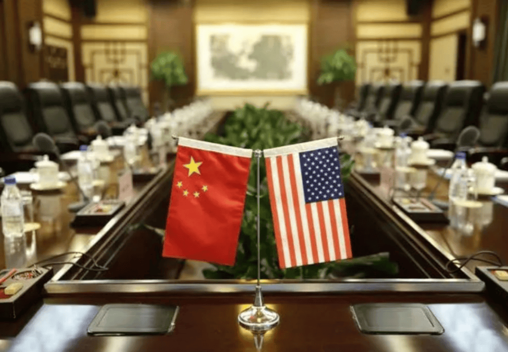 中美对决，首个冤大头自投罗网，中国杀鸡儆猴，3个危险信号曝光