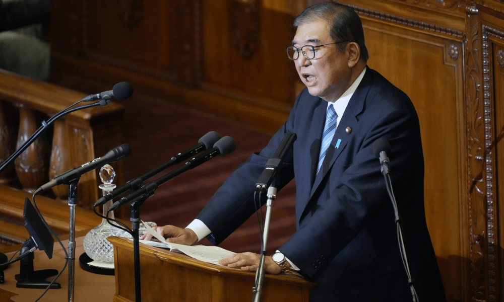 日本政坛骤变，麻生太郎召开紧急会议，不同意石破茂回来，让高市早苗闯关，最后一搏？
