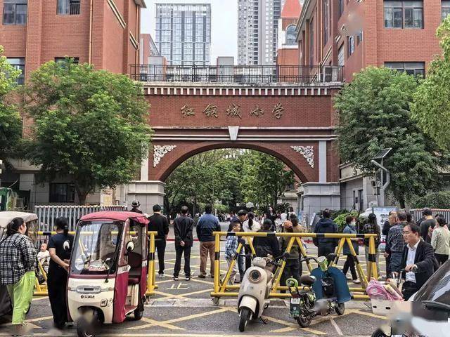 武汉多个小区接连宣布：免费对外开放！