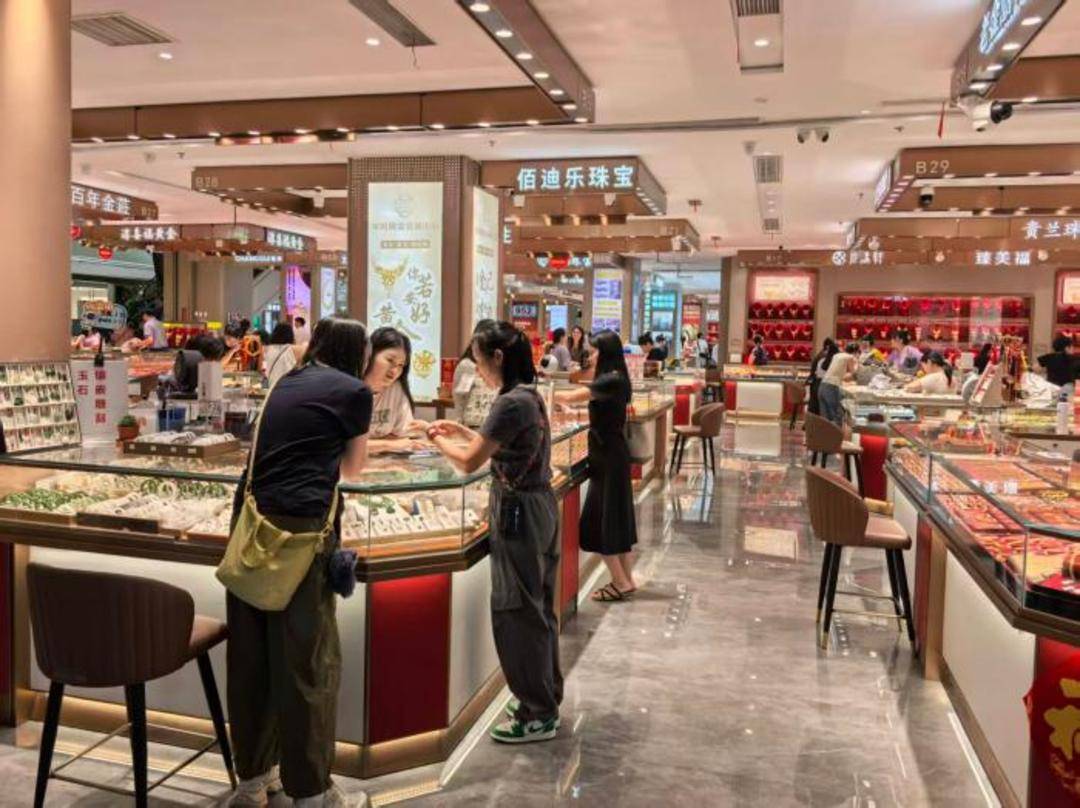 金价跌破3900美元，未来会是什么走势？