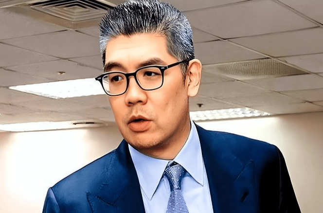 2014 年连胜文败选台北市长，如今台北党部主委空缺，郑丽文拟推其任职再获政坛机会？