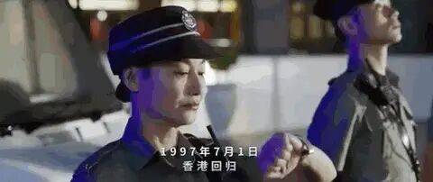 考古|惠英红自曝拿奖后谈百倍涨薪！拍打戏至残疾阑尾手术后7天复工，她的人生是拼出来的