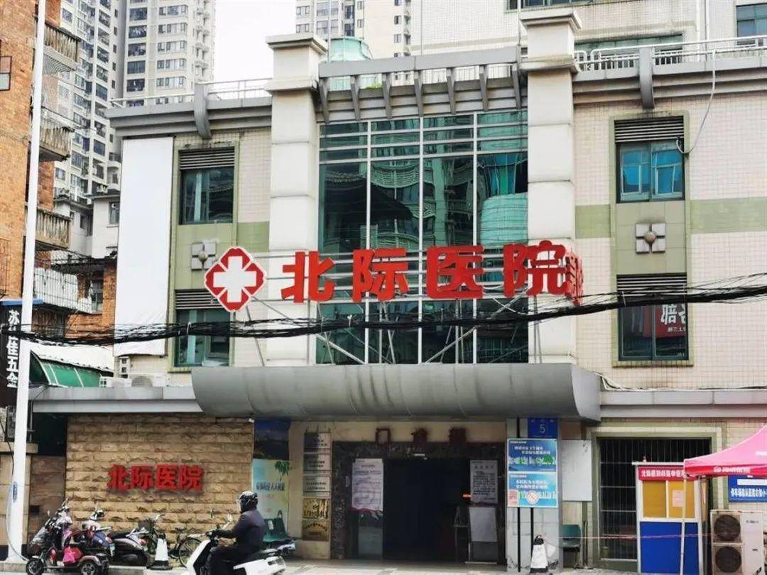 “老人下葬后被告知‘还活着’”有续集：两家人互认亲戚，逢年过节常走动