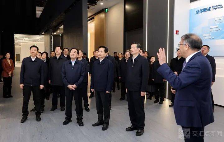 陕西省党政代表团来江苏考察
