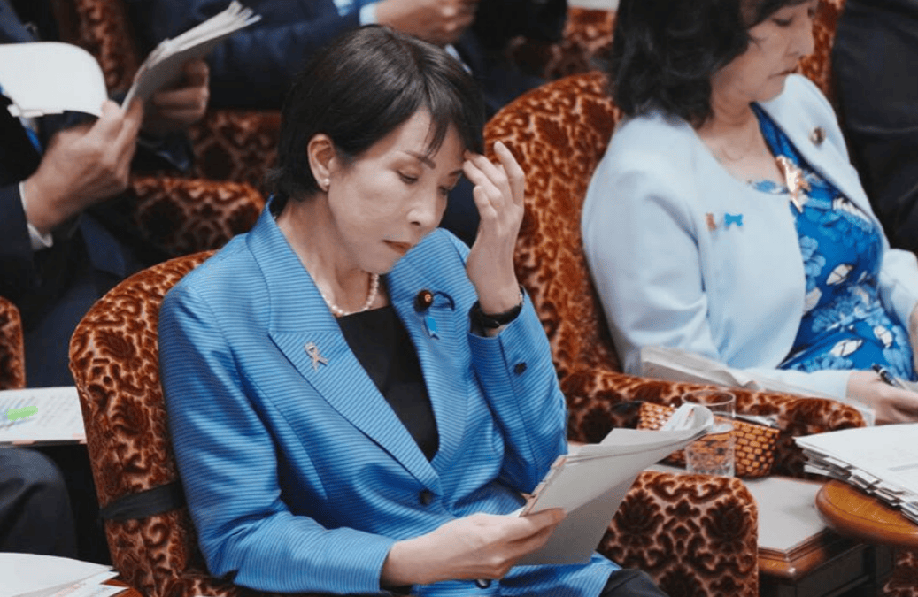 中方甩出录音铁证，高市早苗一句反驳的话也说不出，日本内部风向开始变动！