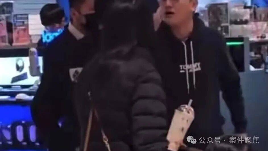 上海地铁一男子被打10个耳光不还手！“被打还手即互殴”成历史