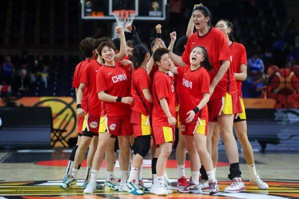 中国女篮75-72险胜波多黎各女篮,晋级女篮世界杯8强,将与法国队争夺4强席位